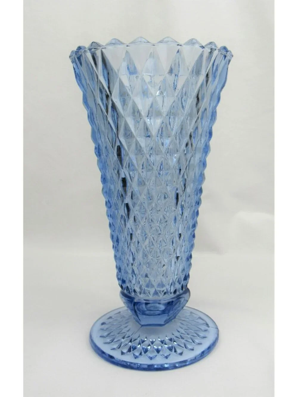 Vintage Indiana Glass Diamond Point Trumpet Vase MCM Regal Azure Blue 8